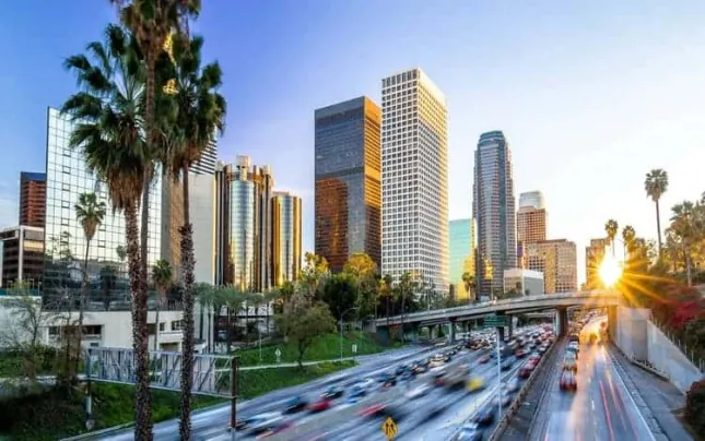 The Ultimate Guide to Smart Real Estate Investment in 2025