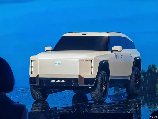 Jetour G900.. Power and Luxury with Bulletproof and Explosion-Resistant Capabilities